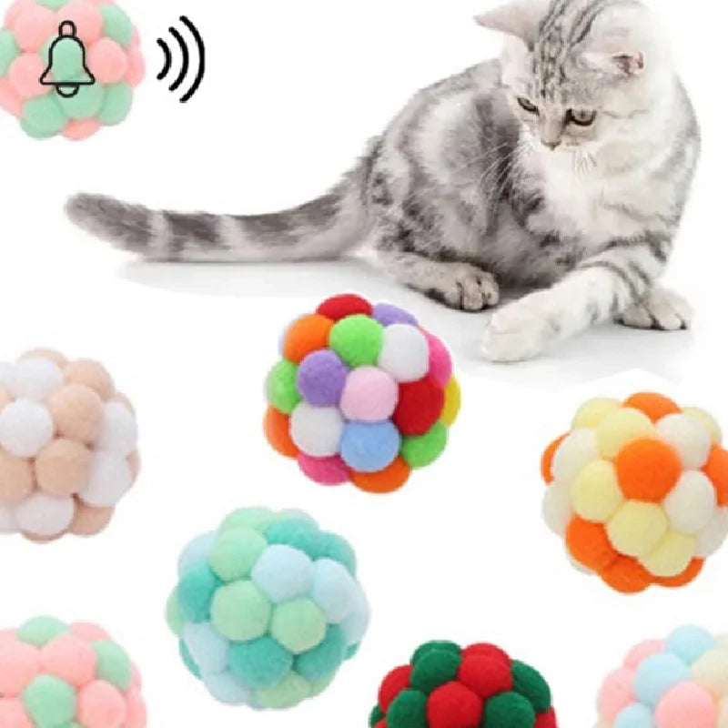 Bola de Pompom para Pets: Brinquedo com Guizo Colorido - Ideal para Cães e Gatos